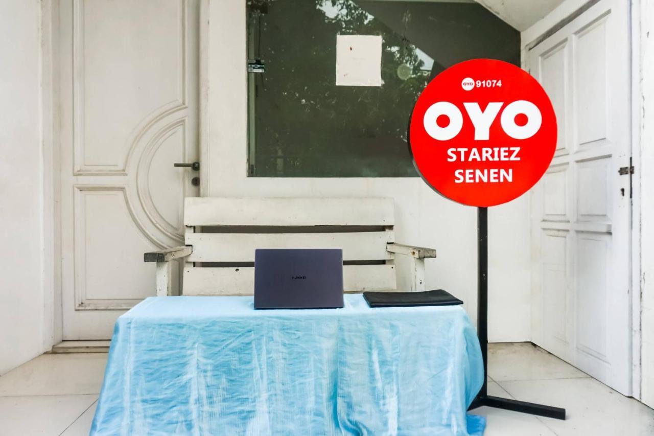 Hotel Super Oyo 91074 Stariez Senen Syariah Yakarta Exterior foto