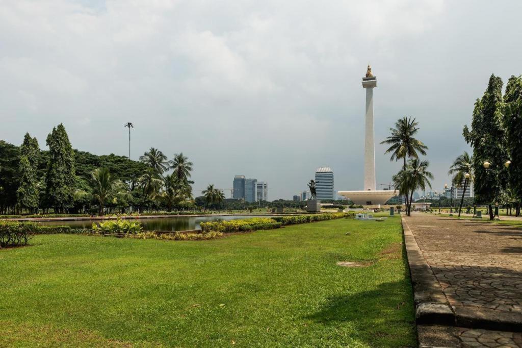 Hotel Super Oyo 91074 Stariez Senen Syariah Yakarta Exterior foto