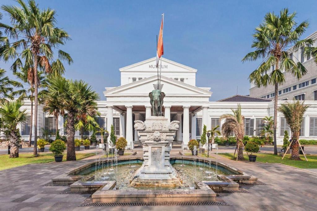 Hotel Super Oyo 91074 Stariez Senen Syariah Yakarta Exterior foto